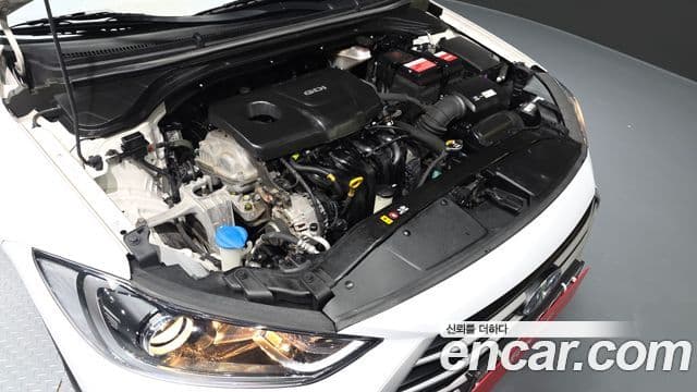 Hyundai Avante AD 1.6 GDI Smart, 2017 6