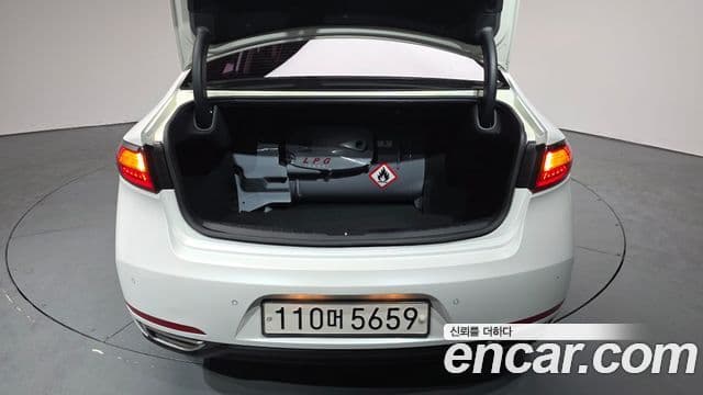 Kia All New K7 3.0 LPI Prestige (арендный автомобиль), 2018 20