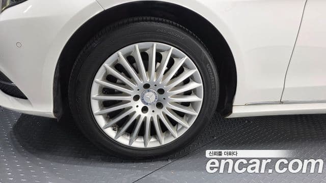 Mercedes-Benz E-класс W212 Avantgarde, 2014 все фото