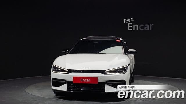 Kia EV6 GT Line, 2023 3