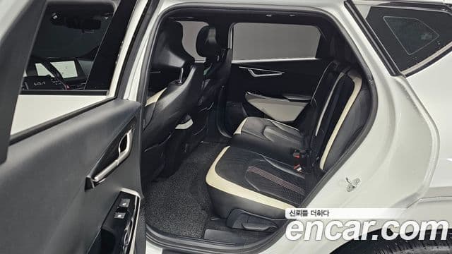 Kia EV6 GT Line, 2023 11