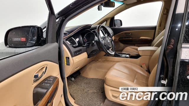 Kia All New Carnival President, 2016 11
