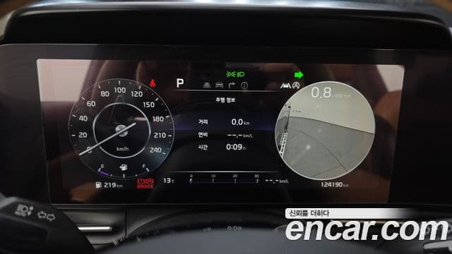 Kia Carnival 4세대 Signature, 2021 8