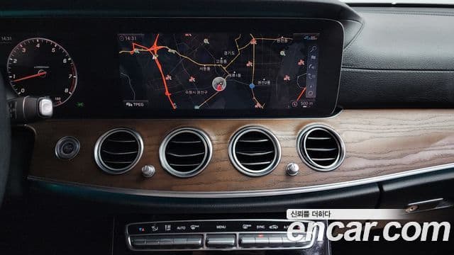 Mercedes-Benz E-класс W213 Exclusive, 2020 14