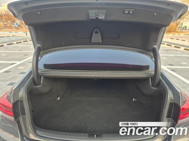 Genesis G80 Premium Luxury, 2018 17