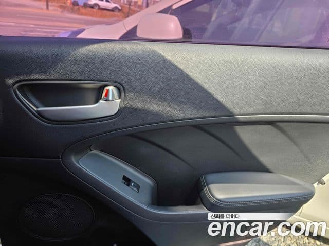 Kia K3 Deluxe, 2014 12