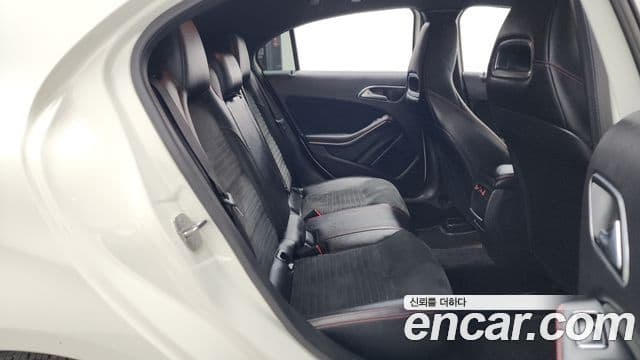 Mercedes-Benz A-класс W176 AMG Line, 2018 12