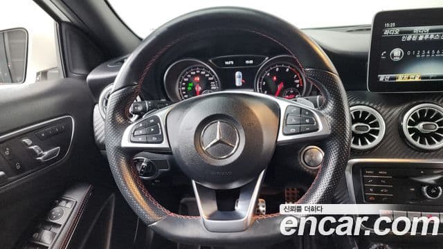 Mercedes-Benz A-класс W176 AMG Line, 2018 13