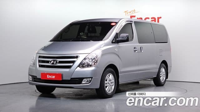 Hyundai Grand Starex Smart, 2017 1