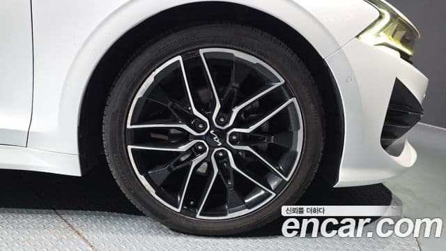 Kia K5 3세대 Signature, 2022 все фото
