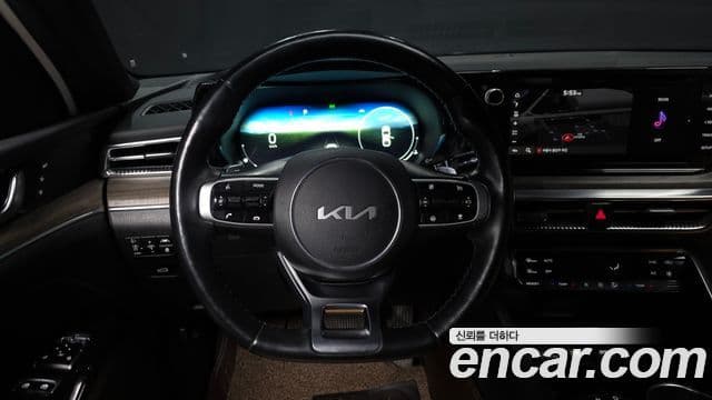 Kia K5 3세대 Signature, 2022 13