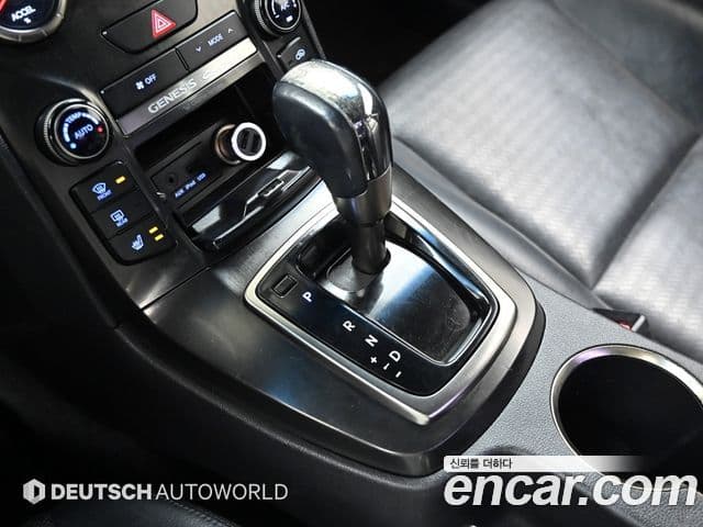 Hyundai The / новый New Genesis купе 200 турбо S, 2012 9