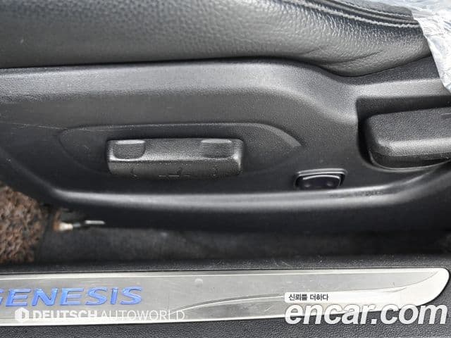 Hyundai The / новый New Genesis купе 200 турбо S, 2012 16