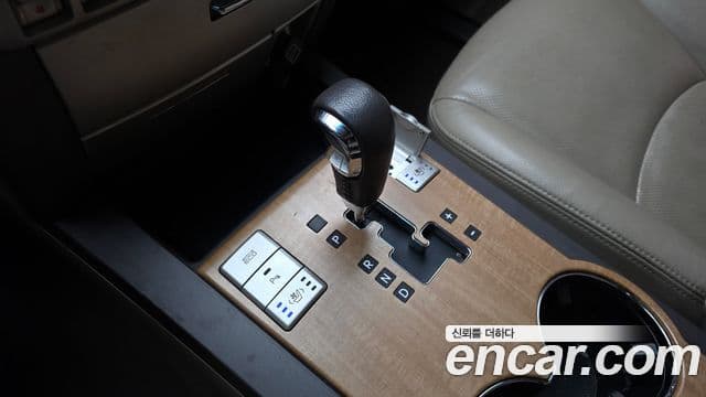 Kia Mohave 4WD KV300, 2015 9