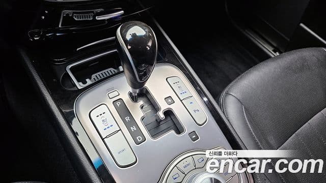 Hyundai Genesis Special, 2014 9