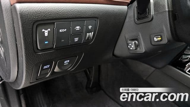 Hyundai Genesis Special, 2014 15