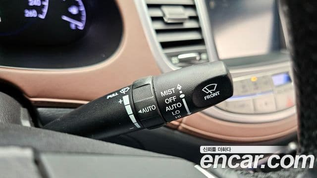 Hyundai Genesis Special, 2014 16