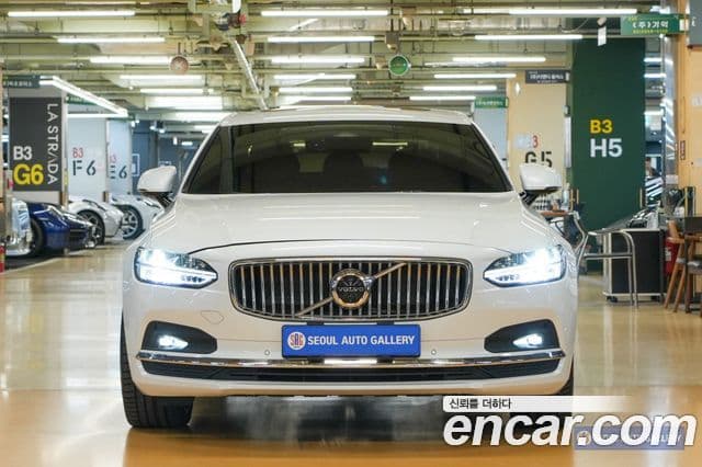 Volvo S90 B6 AWD Ultimate Bright, 2024 1