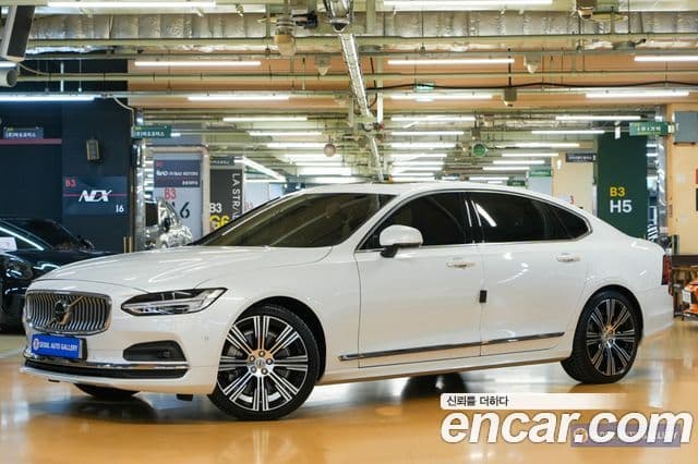 Volvo S90 B6 AWD Ultimate Bright, 2024 3