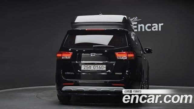 Kia All New Carnival President, 2016 4
