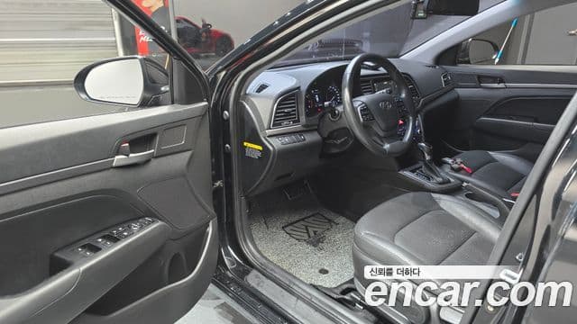 Hyundai Avante AD Special, 2017 11