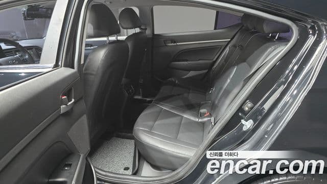 Hyundai Avante AD Special, 2017 13