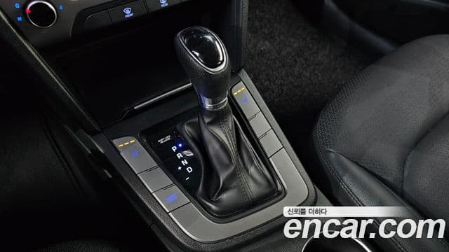 Hyundai Avante AD 1.6 GDI Value Plus, 2018 9