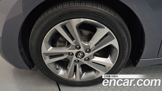 Hyundai Avante AD 1.6 GDI Value Plus, 2018 15