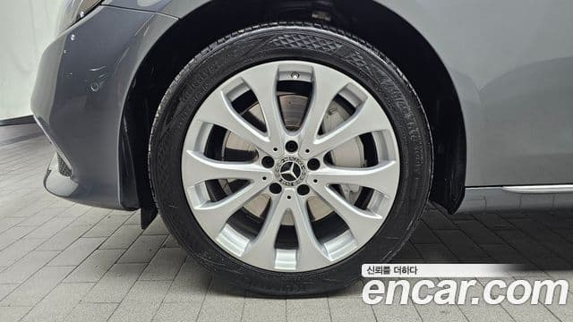 Mercedes-Benz E-класс W213 Exclusive, 2017 все фото