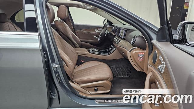 Mercedes-Benz E-класс W213 Exclusive, 2017 11