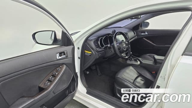 Kia The / новый New K5 Noblesse, 2015 10