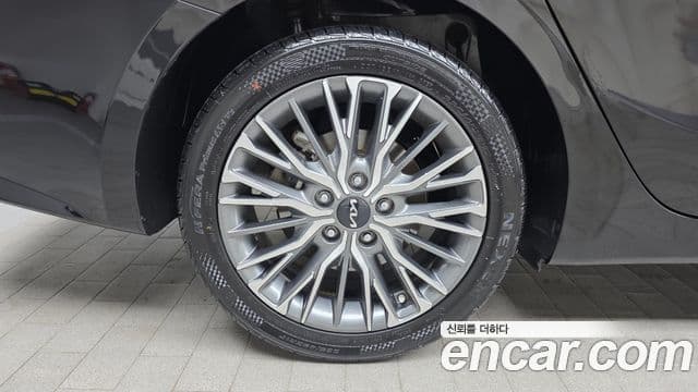 Kia The / новый New K3 2세대 Noblesse, 2022 все фото