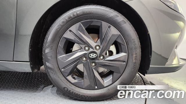 Hyundai Avante гибрид (CN7) Inspiration, 2021 все фото