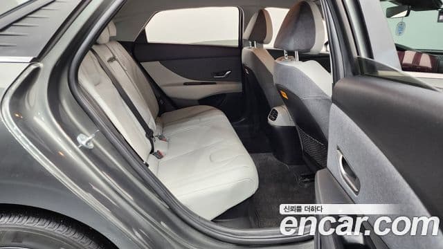 Hyundai Avante гибрид (CN7) Inspiration, 2021 12