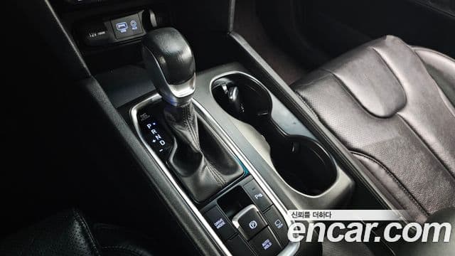 Hyundai Santa Fe TM Exclusive, 2020 9