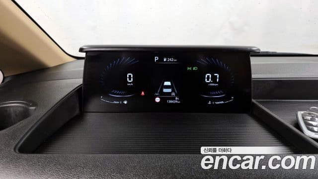 Hyundai Staria Modern, 2022 8