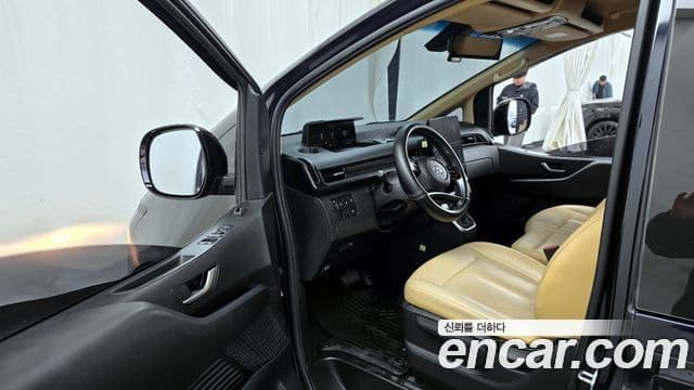 Hyundai Staria Modern, 2022 10