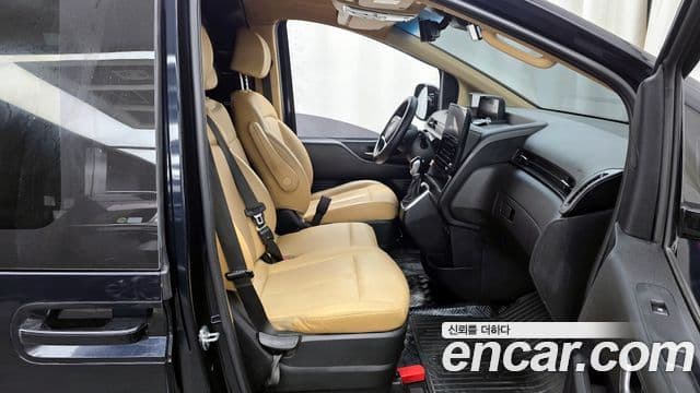 Hyundai Staria Modern, 2022 11
