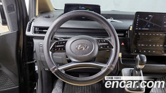 Hyundai Staria Modern, 2022 13