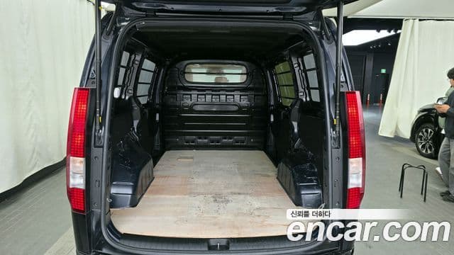 Hyundai Staria Modern, 2022 20