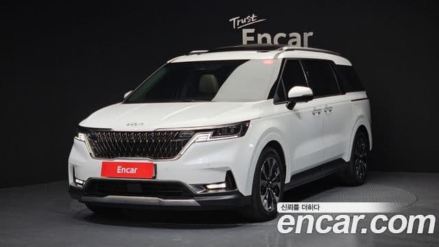 Kia Carnival 4세대 Signature, 2022 1