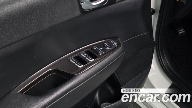 Kia K5 2세대 Noblesse, 2016 17