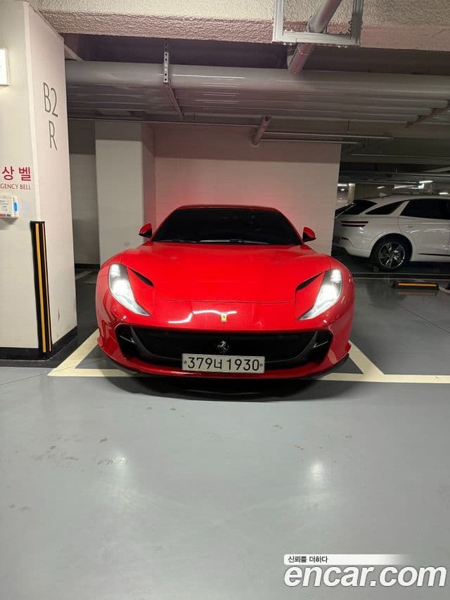 Ferrari 812 슈퍼패스트, 2018 3