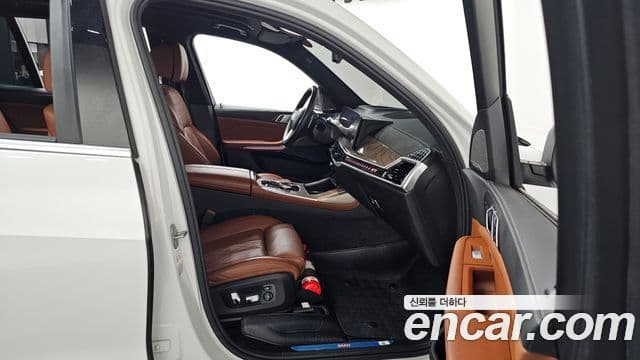 BMW X7 (G07) xDrive 40d Design Pure Excellence 7인승, 2024 11