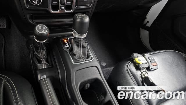 Jeep Wrangler (JL) 2.0 Overland 4도어, 2021 9