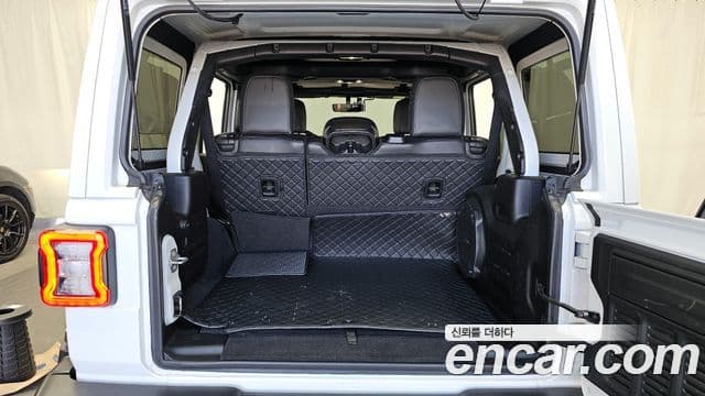 Jeep Wrangler (JL) 2.0 Overland 4도어, 2021 20