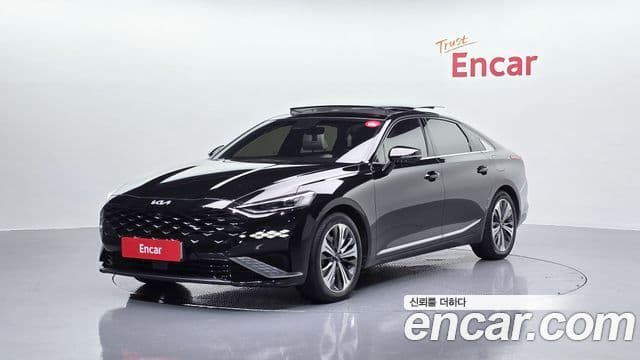 Kia K8 гибрид Signature, 2023 1