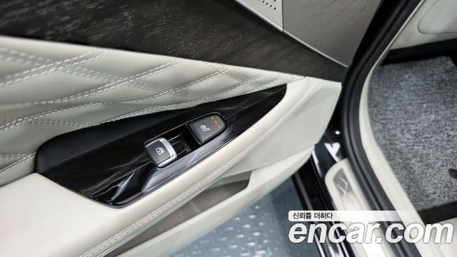 Kia K8 гибрид Signature, 2023 17