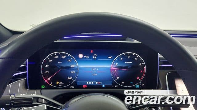 Mercedes-Benz E-класс W214 Exclusive, 2025 8