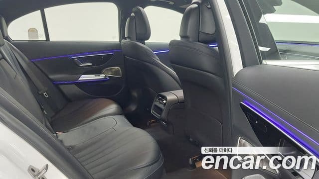 Mercedes-Benz E-класс W214 Exclusive, 2025 10